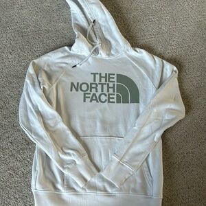 Women’s north face hoodie